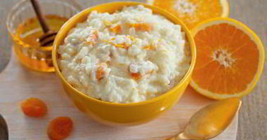 Рецепт Молочной рисовой каши с курагой и апельсиновым соком в мультиварке