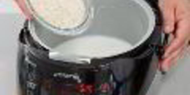 Рецепт молочной рисовой каши с курагой и апельсиновым соком в мультиварке