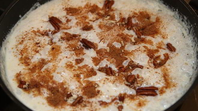 Рецепт рисовой каши с корицей и орехами пекан