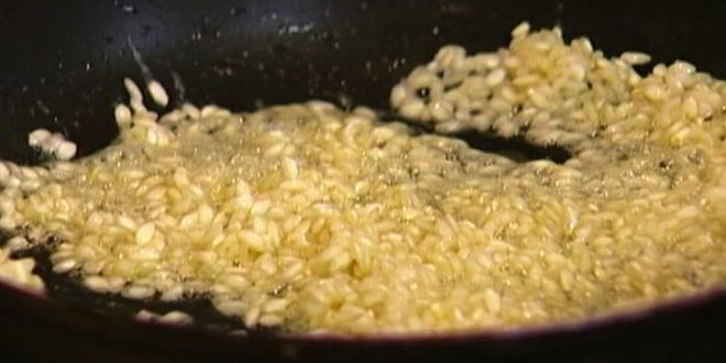 Рецепт рисовой каши с корицей и орехами пекан