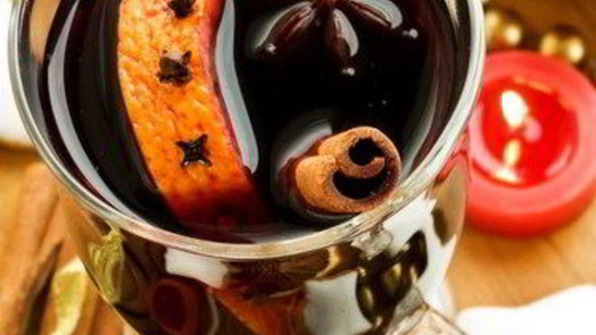 Рецепт новогоднего глинтвейна со специями и джином