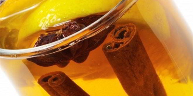 Рецепт Рождественского глинтвейна с белым вином и апельсинами