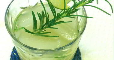 Рецепт Коктейля Розмаринового баха-стайл лаймэйд