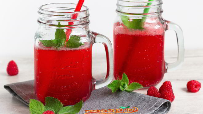 Рецепт коктейля с шампанским и малиной