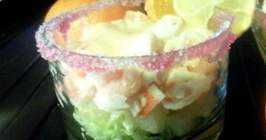 Рецепт Коктейля из морепродуктов с розовым соусом