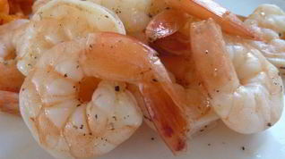 Рецепт Жареных креветок с текилой