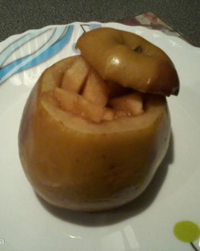Рецепт яблока, запеченного с виски и корицей