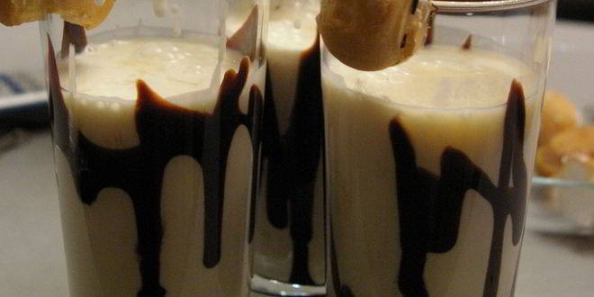 Рецепт Алкогольного молочно-банановый коктейль Бананарама