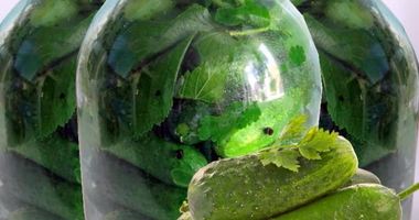 Рецепт Консервированных малосольных хрустящих огурцов с водкой