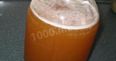 Рецепт Домашнего простого окрошечного кваса с изюмом