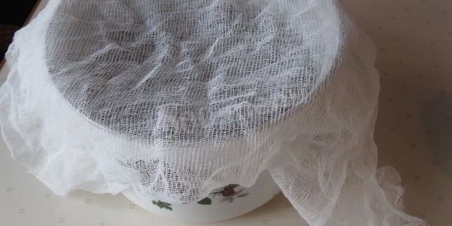 Рецепт домашнего простого окрошечного кваса с изюмом