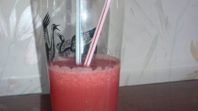 Рецепт гламурного лимонада из арбуза