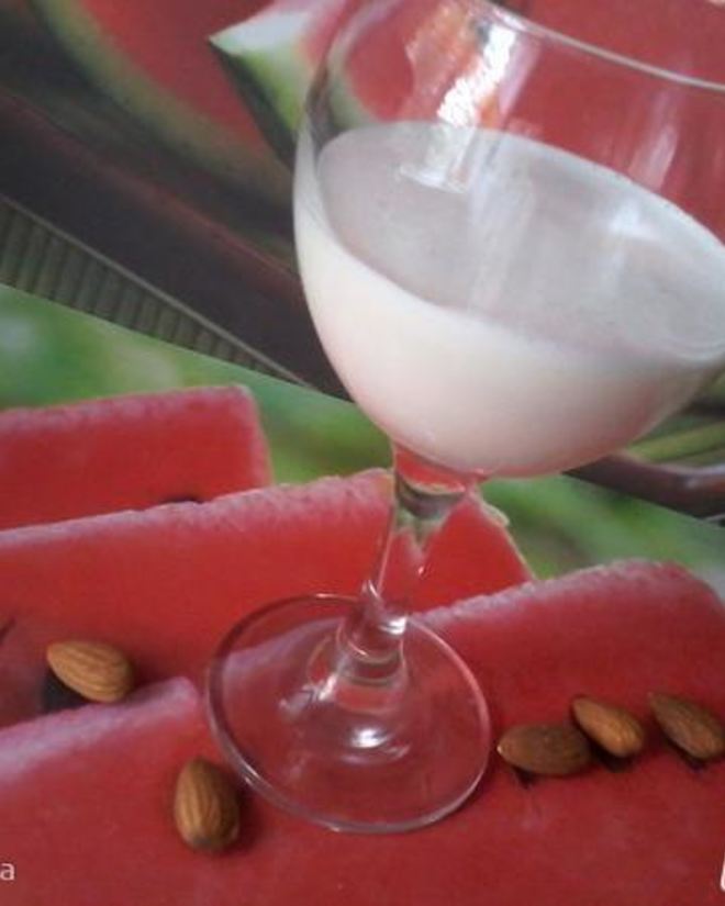 Рецепт миндального молока