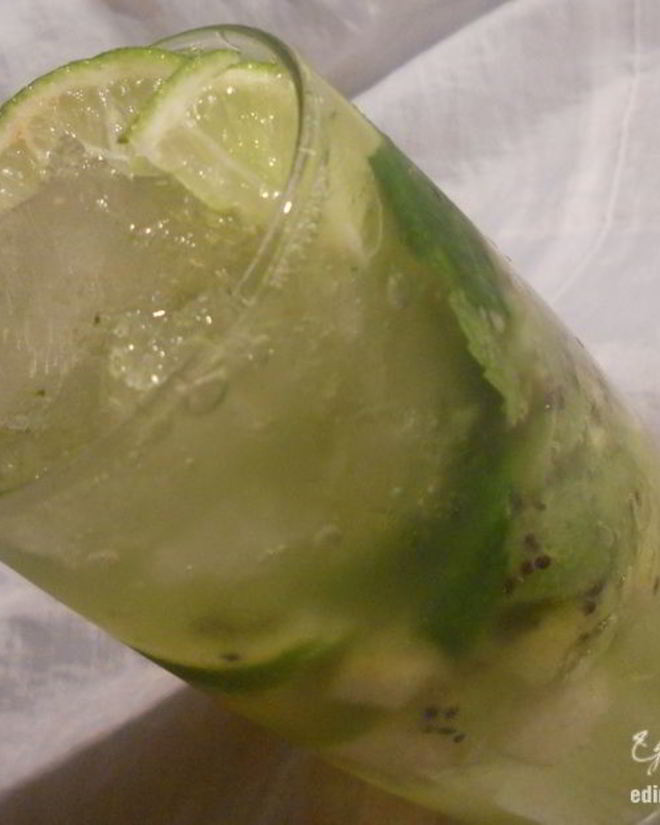 Рецепт мохито с киви и яблоком