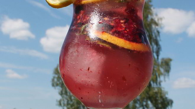 Рецепт мохито со смородиной и мятой