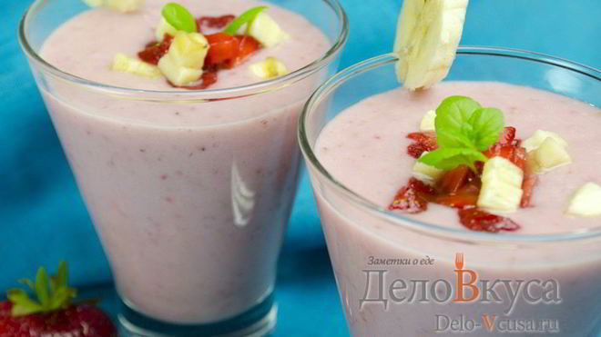 Рецепт клубнично-бананового молочный коктейль