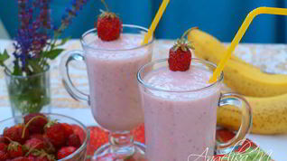 Рецепт Молочного клубнично-банановый коктейль