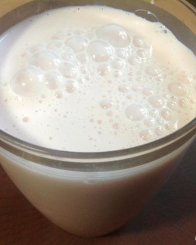 Рецепт молочного клубнично-банановый коктейль