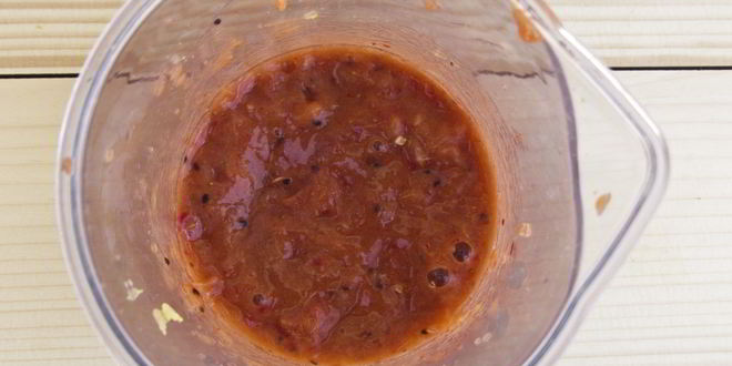 Рецепт молочного коктейля с апельсином, киви и клубникой