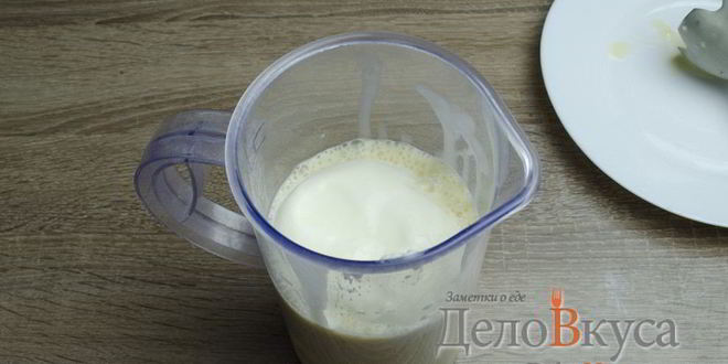 Рецепт молочного коктейля с бананом и мороженым