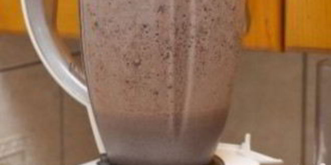 Рецепт молочного коктейля с бананом и шоколадом