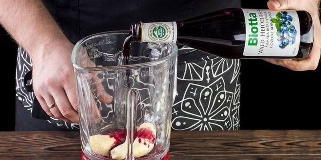 Рецепт молочного коктейля с черничным нектаром