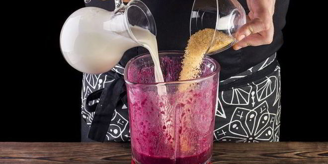Рецепт молочного коктейля с черничным нектаром