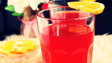 Рецепт Ягодного морса с медом и имбирем