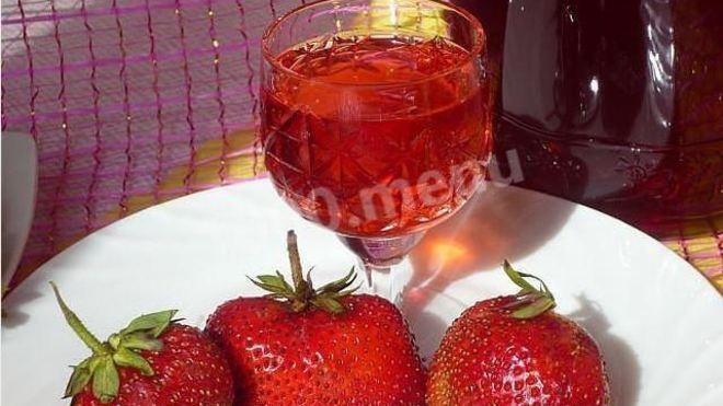 Рецепт клубничной наливки