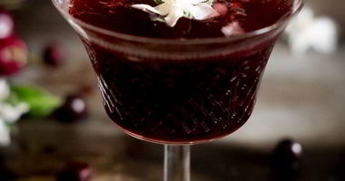 Рецепт Крепленой наливки из кизила