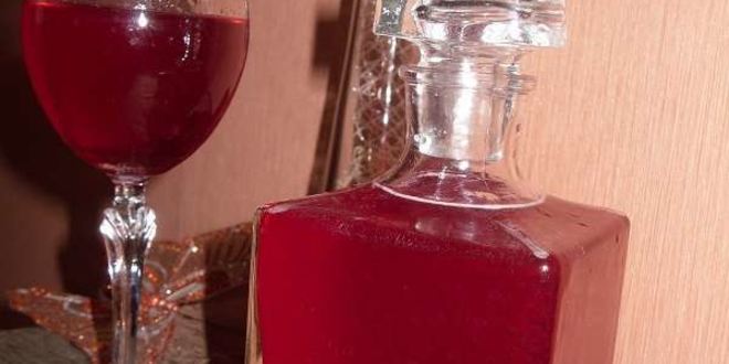 Рецепт малиновой настойки