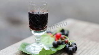 Рецепт Настойки из черной смородины на водке