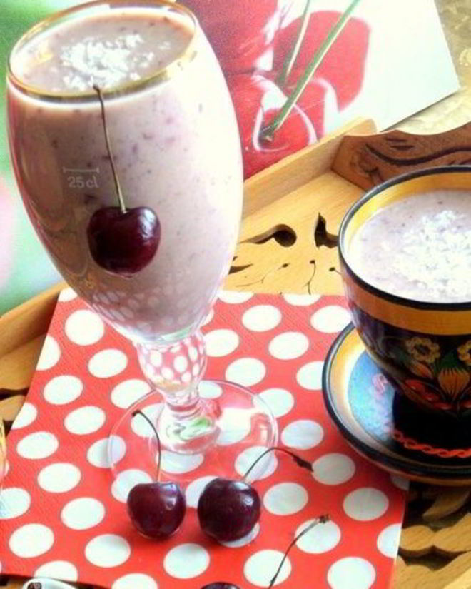 Рецепт смузей черешенка