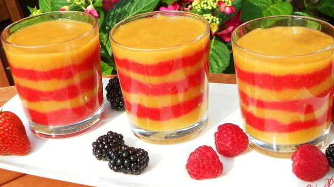 Рецепт смузей из малины и персиков