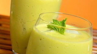 Рецепт Смузей с авокадо и бананом