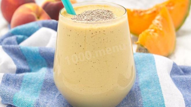 Рецепт смузей с дыней, бананом и персиком