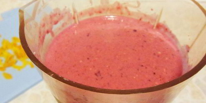 Рецепт ягодного смузи с овсяными хлопьями