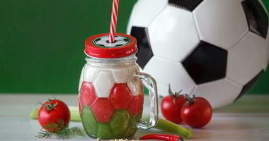 Рецепт Томатного сока с зеленой гречкой, сельдереем и сметаной