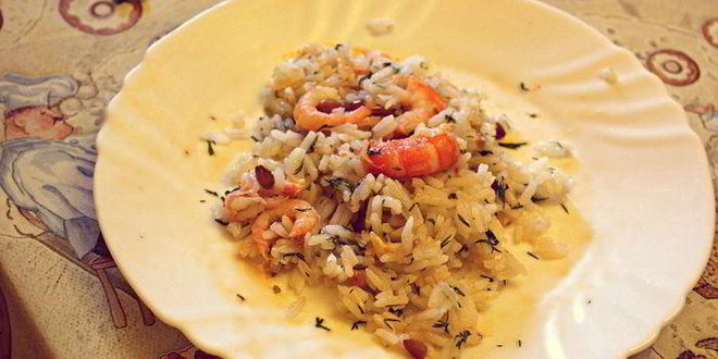 Рецепт Греческого салата из креветок с рисом