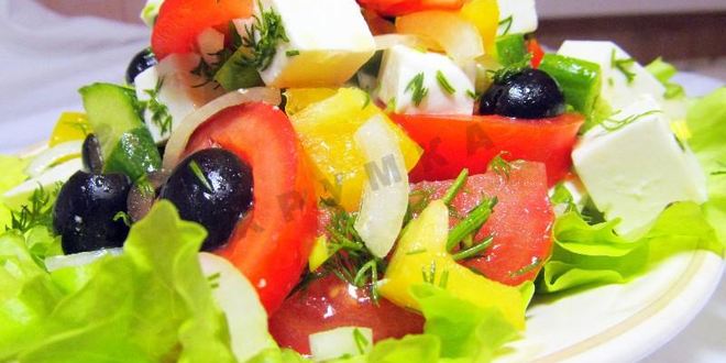 Рецепт Греческого салата с фетаксой и помидорами без майонеза