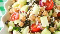 Рецепт Греческого салата с нутом и фетой
