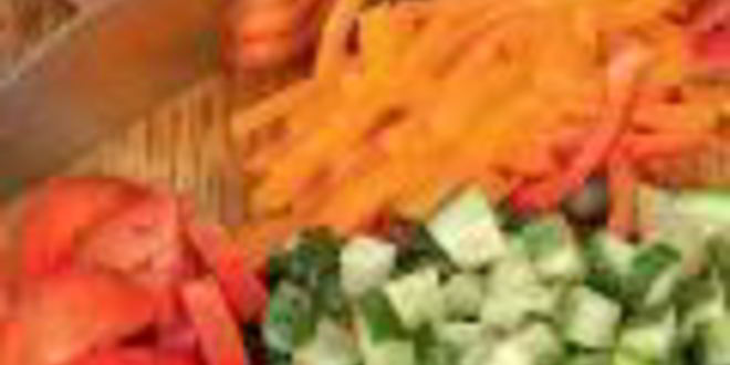 Рецепт греческого салата с жареным сыром