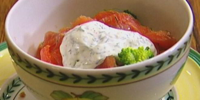 Рецепт салата из гречки с брокколи и семгой