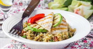 Рецепт Салата с кускусом и курицей по-гречески