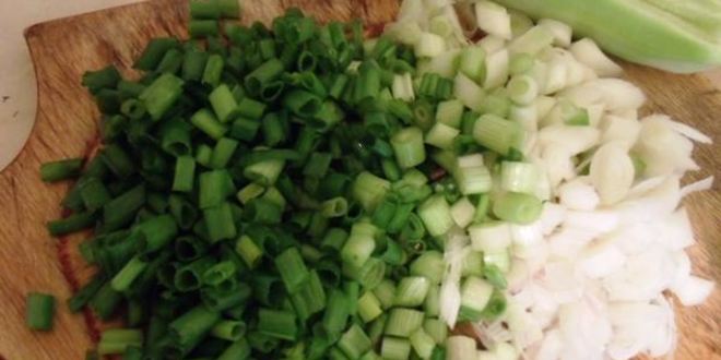 Рецепт горячего картофельного салата с острым соусом