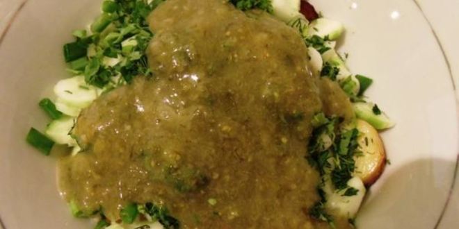 Рецепт горячего картофельного салата с острым соусом