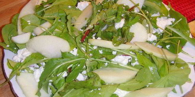 Рецепт картофельно-яблочного салат с козьим сыром и грецким орехом