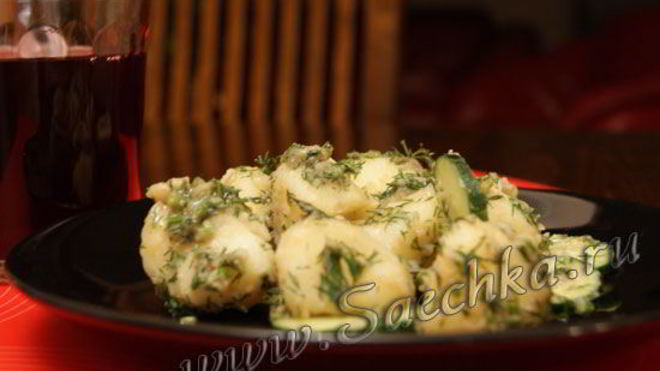 Рецепт картофельного салата с огурцами
