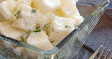 Рецепт Картофельного салата с яйцами и горчичной заправкой