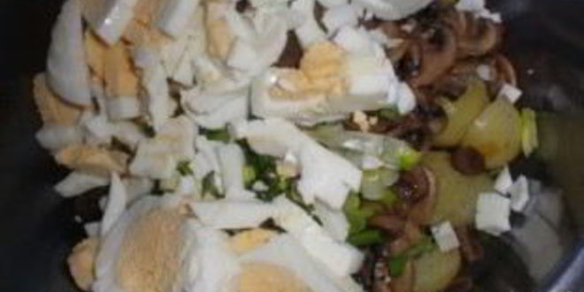 Рецепт салата картофельного с грибами